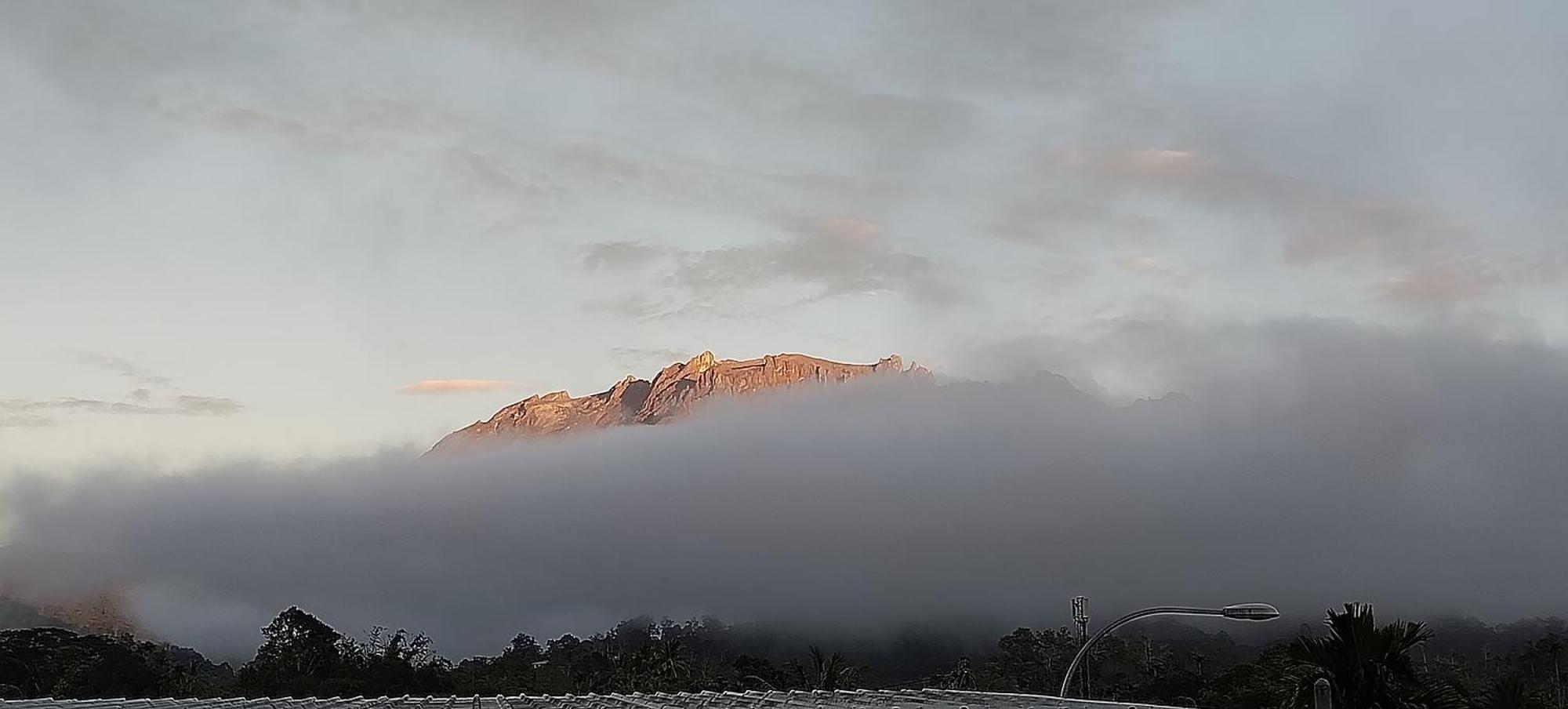 Highland Homestay Kundasang راناوْ المظهر الخارجي الصورة